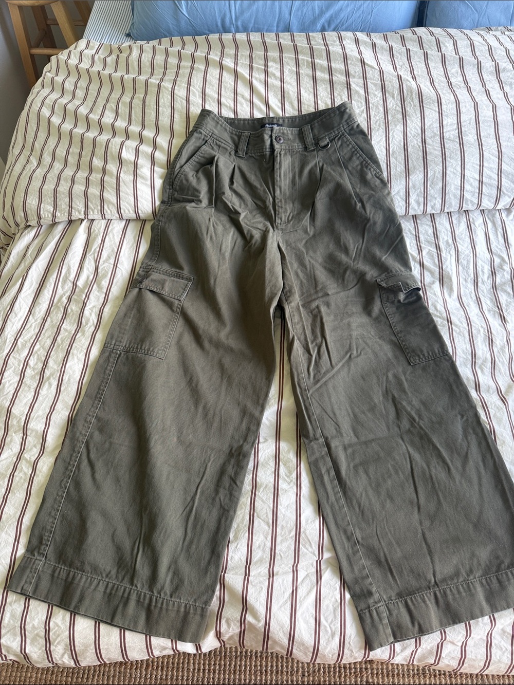 Madewell Olive Cargo Pants - Wide Leg Utility Trousers - size 6